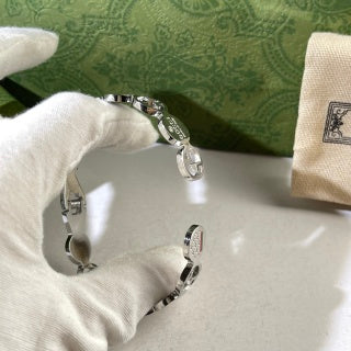 Gucci Interlocking G Scalloped Crystal Edge Cuff Bracelet