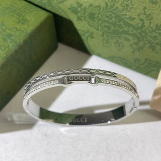 Gucci Interlocking G Engraved Crystal Edge Slim Cuff Bracelet