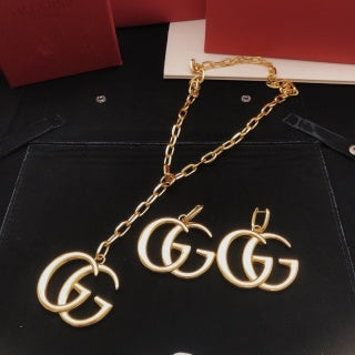 Gucci Interlocking G Drop Pendant Link Chain Necklace
