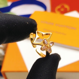 Louis Vuitton Star Blossom Open Ring