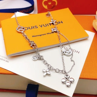 Louis Vuitton Delicate Blossom Chain Necklace