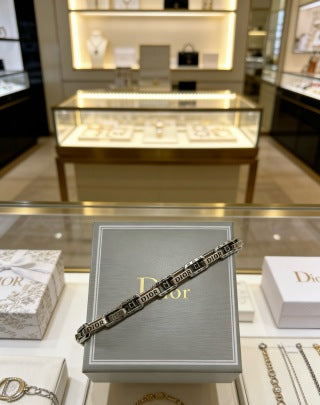 Dior Roman Letter Engraved Link Bracelet