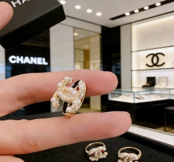 CHANEL Golden Eclipse Emblem Ring