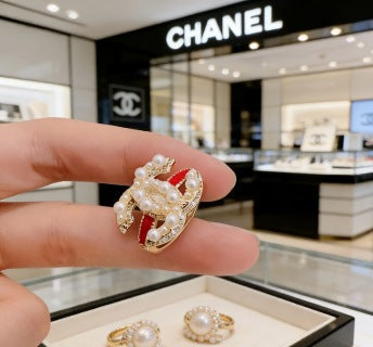 CHANEL Golden Eclipse Emblem Ring