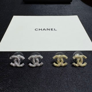 CHANEL Radiant Loop CC Stud Earrings
