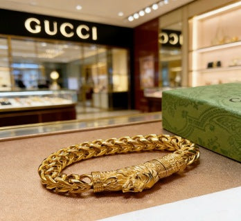 Gucci Interlocking G Lion Head Chain Link Bracelet