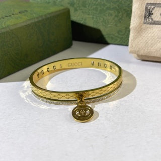 Gucci Interlocking G Circular Pendant Pavé Edge Cuff Bracelet