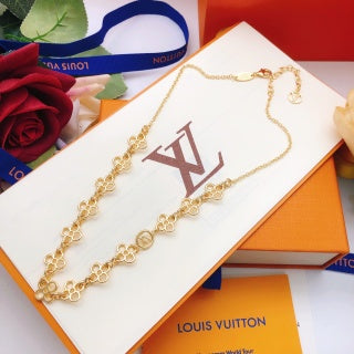 Louis Vuitton Blossom Chain Pendant Necklace