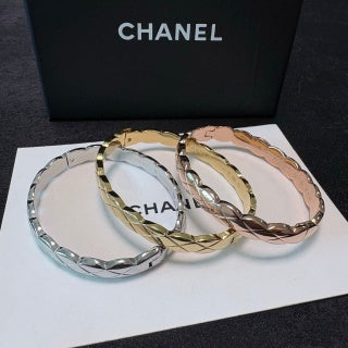 Chanel Quilted Bracelet (Non-Diamond)
