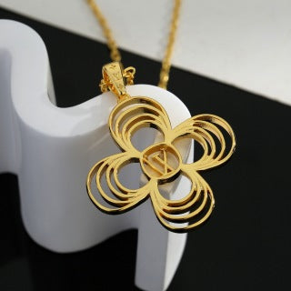 Louis Vuitton Blossom Layered Flower Pendant Necklace