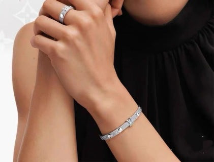Louis Vuitton Diamond Twist Cuff Bracelet