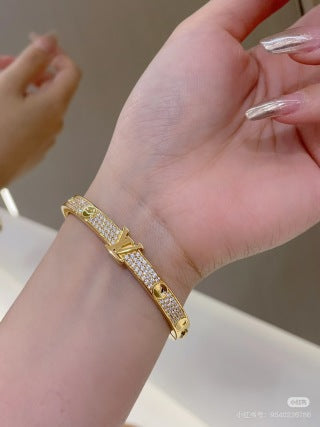 Louis Vuitton Diamond Twist Cuff Bracelet