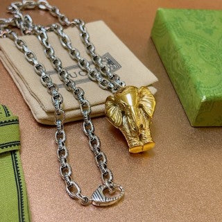 Gucci Lion Head Pendant Chain Necklace