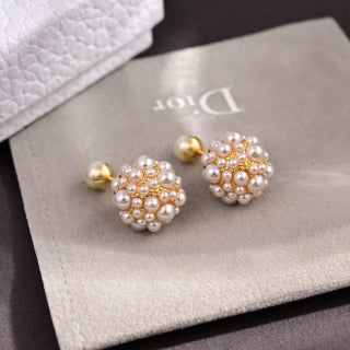 Dior Liora Pearl Bloom Cluster Stud Earrings