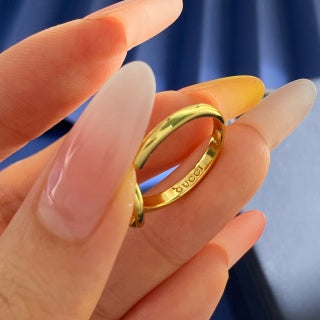 Gucci Interlocking G Curve Band Ring