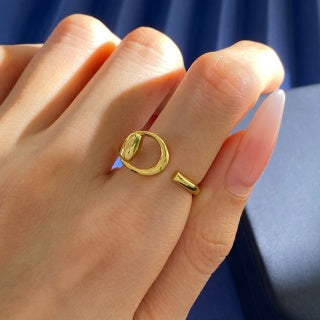Gucci Interlocking G Curve Band Ring