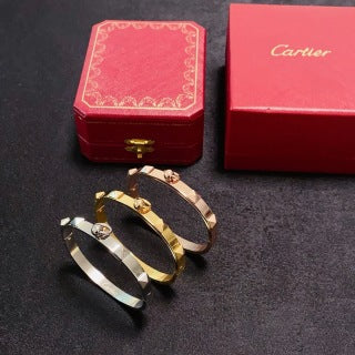 CARTIER Novelle Geometric Charm Bangle