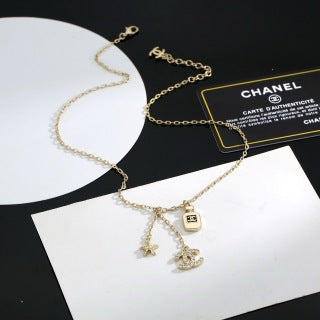 Chanel Gold Charm CC Pendant Necklace – Elegant Luxury Fashion Jewelry