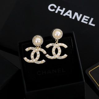Chanel Pearl CC Drop Earrings – Elegant Luxury Fashion Jewelry