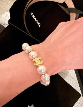 Chanel Pearl Gold Chain Charm Bracelet – Elegant Luxury Fashion Jewelry