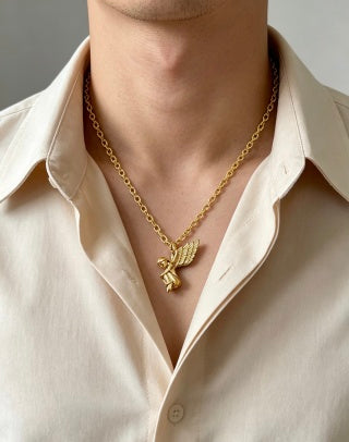 Gucci Angel Wing Pendant Chain Necklace