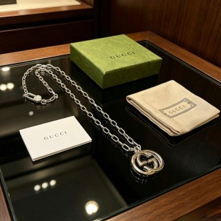 Gucci Interlocking G Layered Chain Necklace