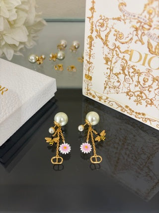Dior Jardin Pearl Bloom Drop Earrings