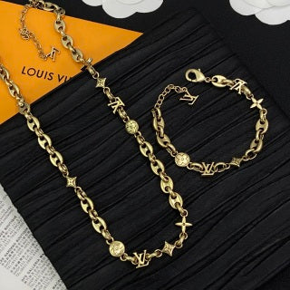 Louis Vuitton Monogram Link Chain Bracelet
