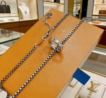 Louis Vuitton Monogram Chain Link Necklace
