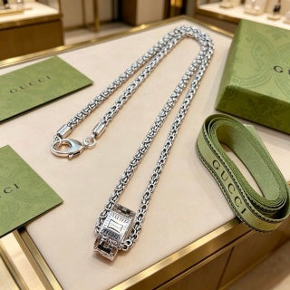 Gucci Engraved Horsebit Barrel Pendant Long Necklace
