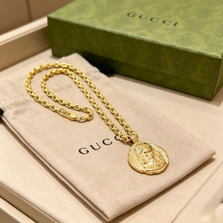 Gucci Vintage Medallion Coin Pendant Necklace