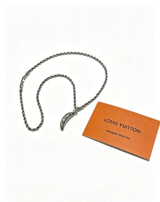 Louis Vuitton Monogram Curve Pendant Rope Necklace