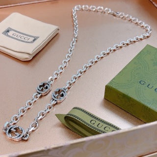 Gucci Interlocking G Pavé Medallion Link Necklace