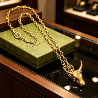 Gucci Horn Pendant Minimal Chain Necklace