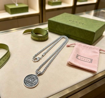 Gucci Round Medallion Logo Pendant Chain Necklace