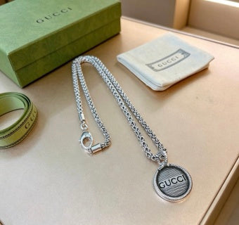 Gucci Round Medallion Logo Pendant Chain Necklace