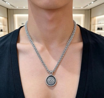 Gucci Round Medallion Logo Pendant Chain Necklace