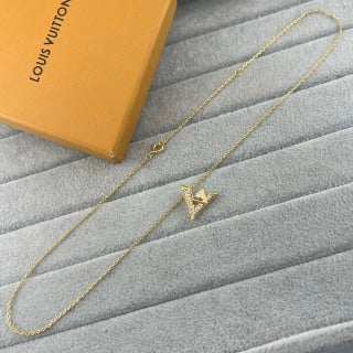 Louis Vuitton Diamond V Geometric Pendant Necklace