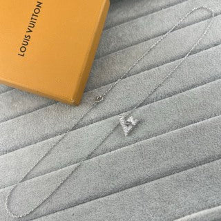 Louis Vuitton Diamond V Geometric Pendant Necklace