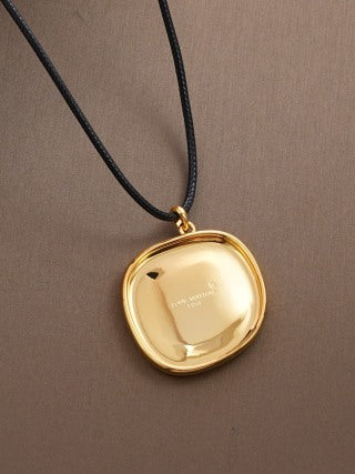 Louis Vuitton Golden Orbit Pendant Necklace