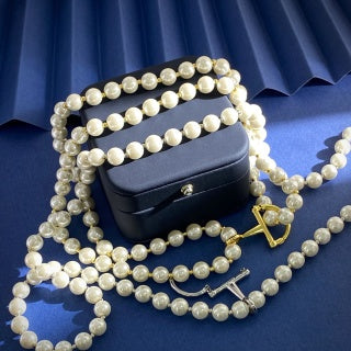 Gucci Pearl Bead Horsebit Pendant Necklace