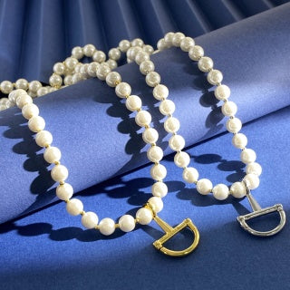 Gucci Pearl Bead Horsebit Pendant Necklace