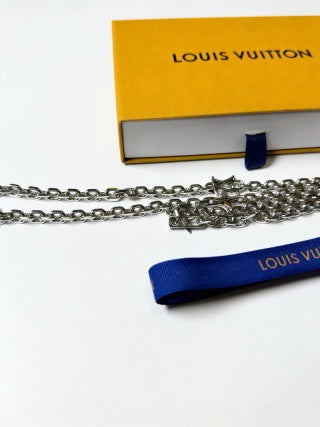 Louis Vuitton Minimal Arrow Chain Necklace