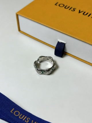 Louis Vuitton Monogram Edge Band Ring