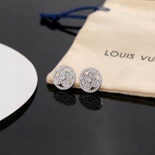 Louis Vuitton Blossom Halo Stud Earrings