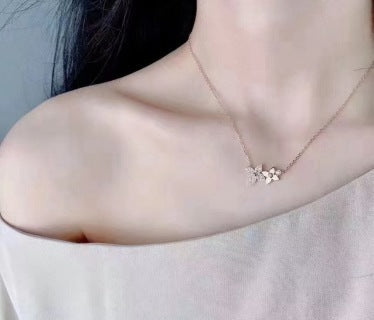 Louis Vuitton Blossom Duo Flower Necklace