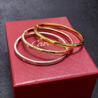 CARTIER Rosavelle Diamond Screw Bangle