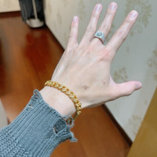Gucci GG Crystal Pave Chain Link Gold Bracelet