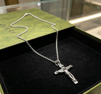 Gucci Cross Emblem Silver Pendant Chain Necklace