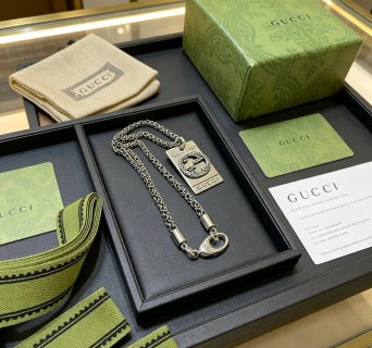 Gucci Vintage GG Crest Plaque Silver Pendant Necklace